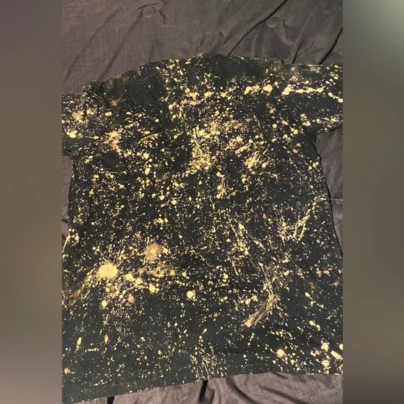 Champion tee bleach marks, front and back, size 1x - Picture 2 of 3